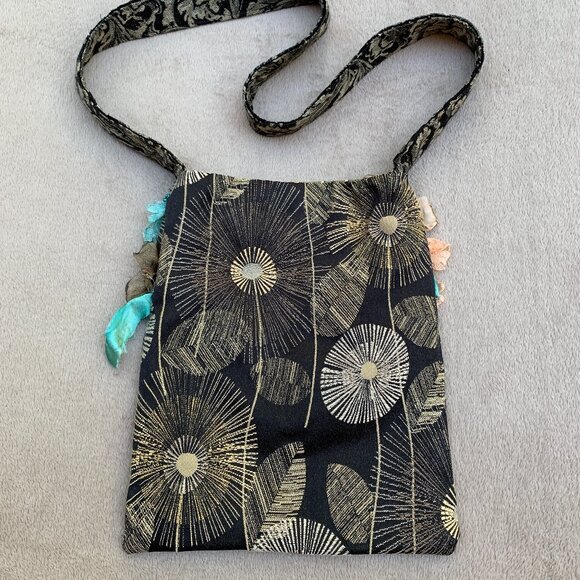 Boho Shabby Chic Handmade Floral Shoulder Bag - Picture 5 of 12